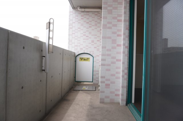 仲介手数料0！！Gramercy Shiromi-doriのバルコニー