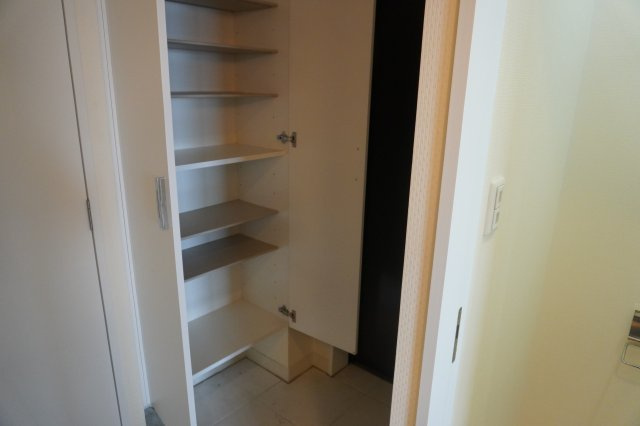 仲介手数料0！！Gramercy Shiromi-doriの収納