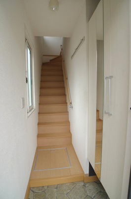 【玄関】 | ローズコート北金田 | 玄関内