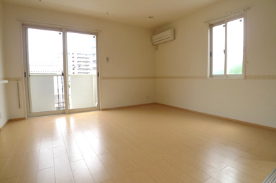 【居間・リビング】 | ローズコート北金田 | 南面リビング