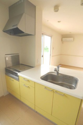 【キッチン】 | ローズコート北金田 | システムキッチン（IH3口）