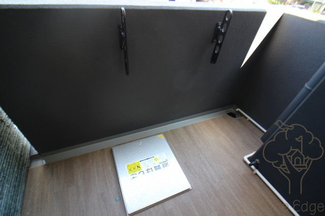 エステムコート新大阪XⅢニスタのバルコニー