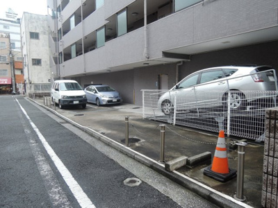 【駐車場】 | ライオンズプラザ伊勢佐木モール | 平置駐車場です。