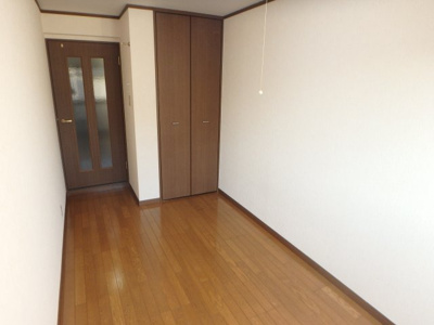 【居間・リビング】 | ステラハウス４－８００ | たっぷりの陽光に包まれる明るい住まい