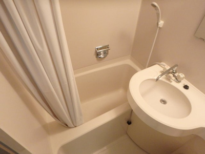 【浴室】 | ステラハウス４－８００ | 1日の疲れを癒すバスル－ム