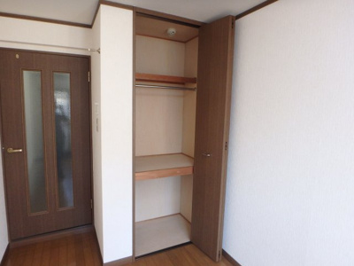 【その他】 | ステラハウス４－８００ | 住空間を広々使える収納付き