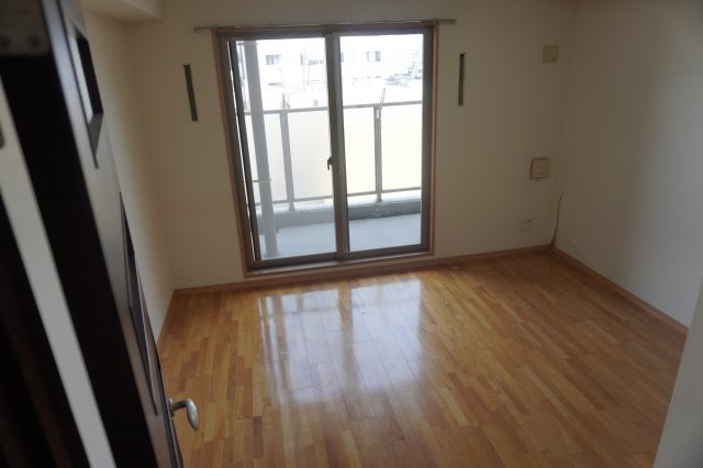 仲介手数料0！！アーデン上社の居間・リビング