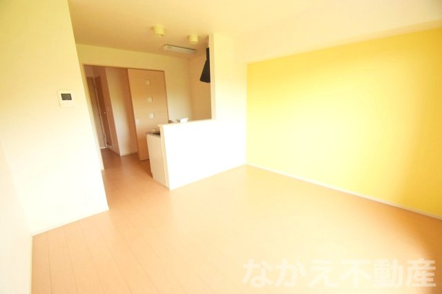 【居間・リビング】 | こちらのリビングで趣味の時間をお楽しみください