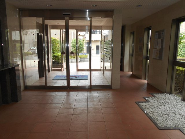 サンモール スクエアのロビー