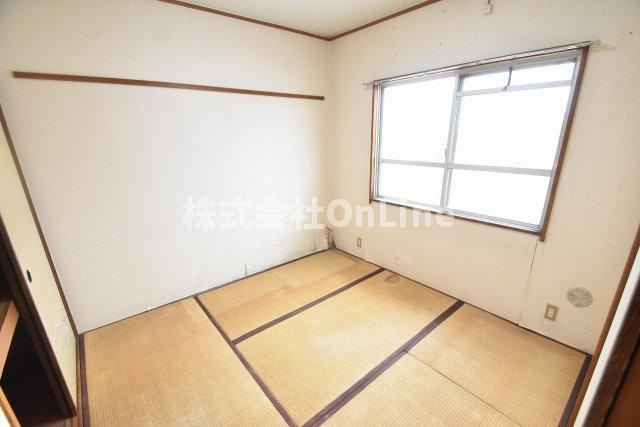 ハイツタカハシの和室