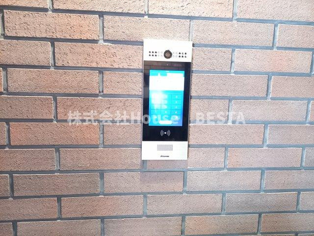 リノスタイル神戸下山手のエントランス