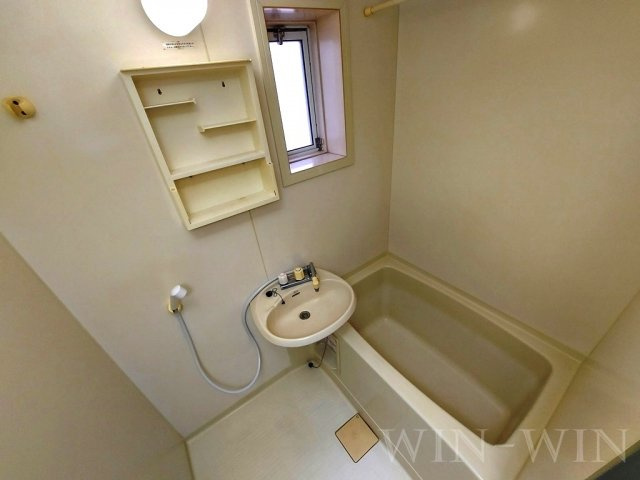 ファミール緑が丘の浴室