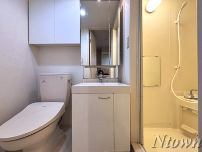 【洗面所】 | エバンフォート | 洗面所です