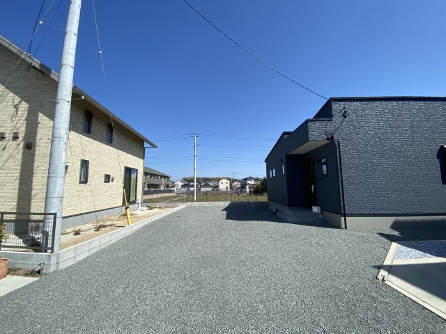 【駐車場】 | 玉名市築地 | ☆外構工事完了しました！車4台駐車可能と嬉しい広さ！☆