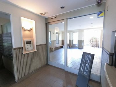 【その他共用部分】 | グランリシェス横濱鶴見 | オートロック完備で防犯面も安心です。