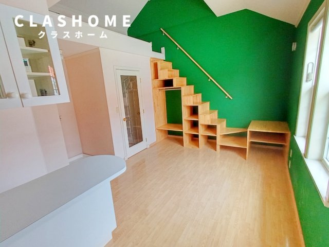 ルートヒルVの内装