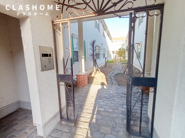 ルートヒルVのエントランス