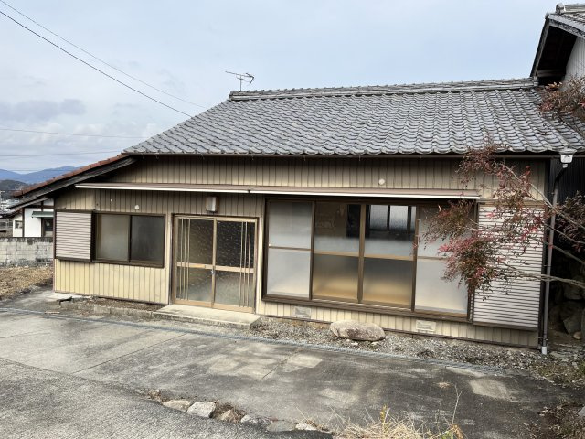 嘉美屋貸家3の外観