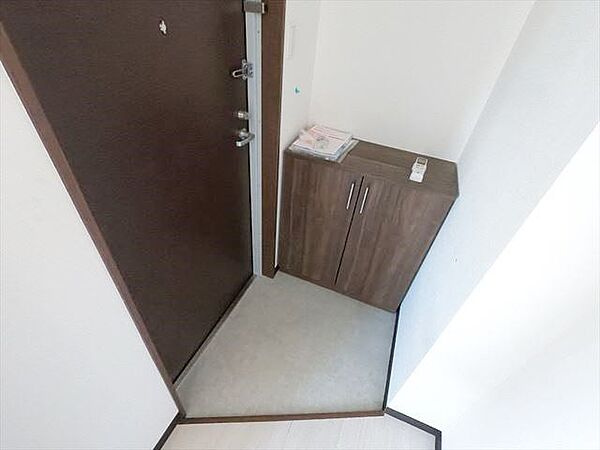 ＲＥＳＩＤＥＮＣＥ六甲道の玄関