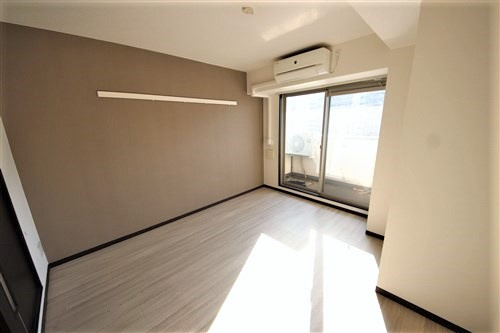 【洋室】 | ELLE難波WEST