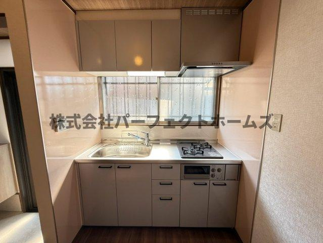 大利元町テラスハウスのキッチン|使いやすいキッチンです