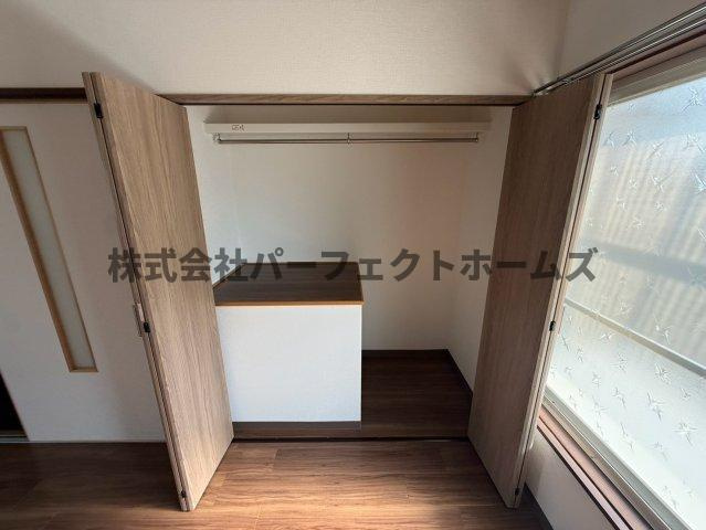 大利元町テラスハウスの収納|小物を収納するのに便利です
