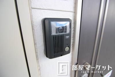 【エントランス】 | ＬＵＮＡ　ＲＯＣＣＩＡ | 同型タイプ