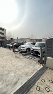 【駐車場】