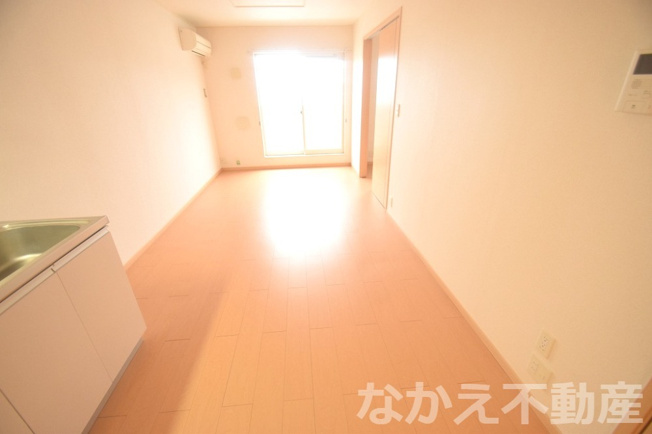 【居間・リビング】 | ゆったり過ごせる居間です