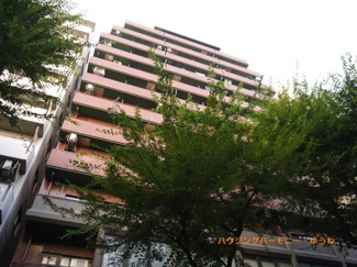 【外観】 | 表面利回り10.48％。人気エリアに建つオーナーチェンジ物件です。