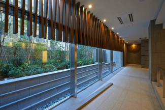 【エントランス】