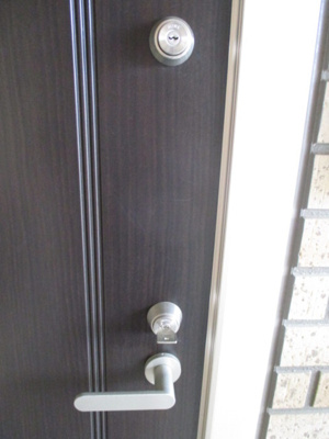 【玄関】 | ファルコン久留米高校駅前