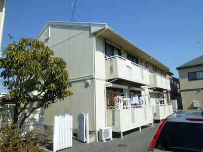 閑静な住宅街、南向き日当たり良好