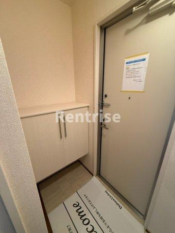 サニーホームズの玄関