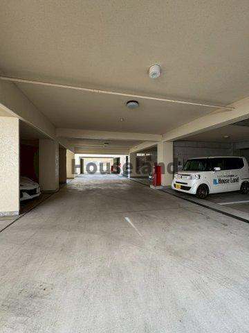 ザ・テラスの駐車場