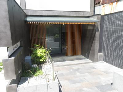 LaVita二条月光（ラヴィータ二条月光）のエントランス