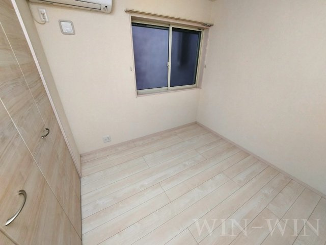 リーブルファイン東郷町の洋室