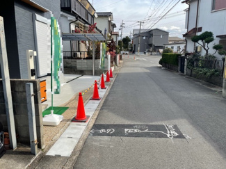 【前面道路含む現地写真】