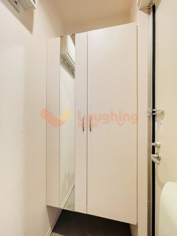 チセヌプリの玄関|収納もある玄関です※別号室のお写真になります。