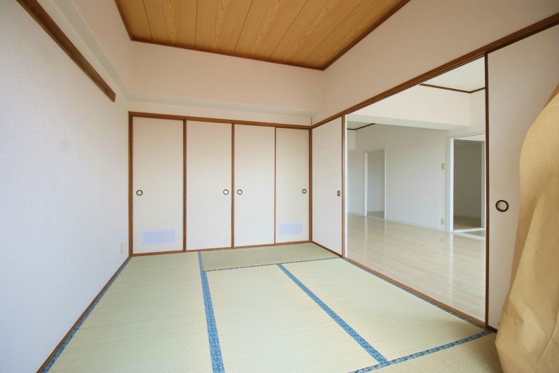 ライフ・モア久留米【10,000円キャッシュバック対象物件】の和室|落ち着いた雰囲気の和室付きです