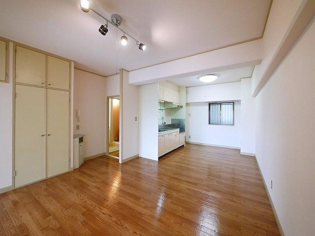 CENTURY・アスカⅢの内装|おしゃれな内装です