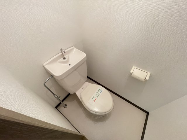 佐々ハイツのトイレ|洋式のトイレです。