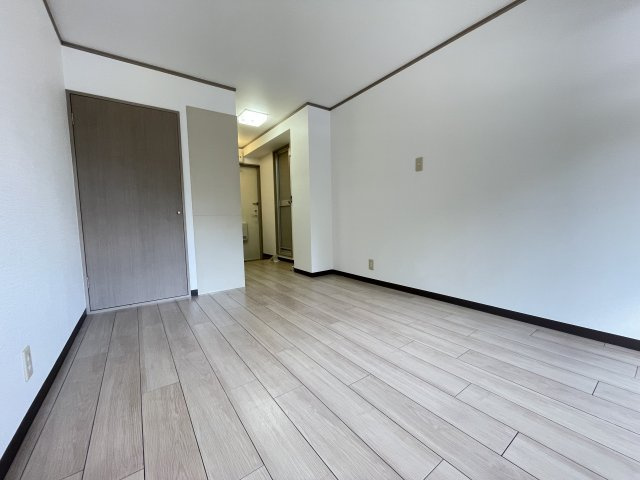 佐々ハイツの居間・リビング|こちらの居間で趣味の時間をお楽しみください。