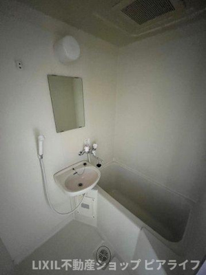 【浴室】 | ドミトリーユー | ※写真は別室です