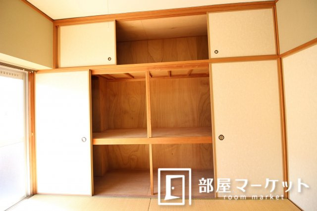 【収納】 | クレストコート３５ | 同型タイプ