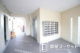 【エントランス】