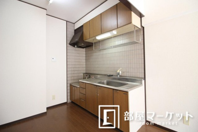 【キッチン】 | クレストコート３５ | 同型タイプ