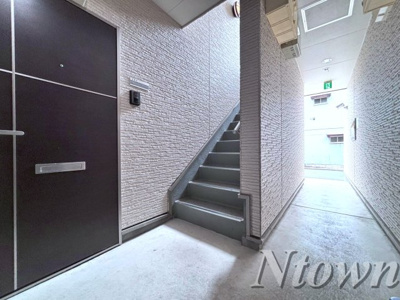 【ロビー】 | ルノンキュール | 落ち着いたロビーです