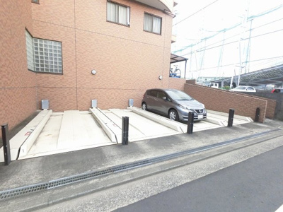 【駐車場】 | グランシティ日吉サウスガーデン | 平置き駐車場です。
