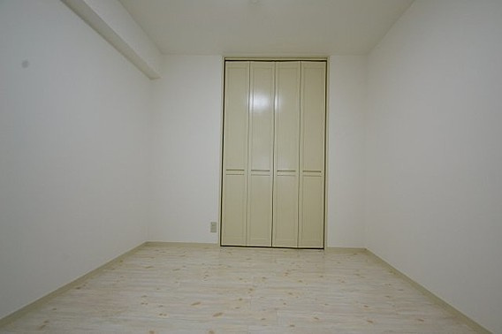 サンパレス２１御影山手の居間・リビング